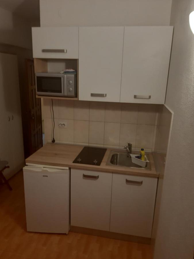 Apartments Knezic Игране Экстерьер фото