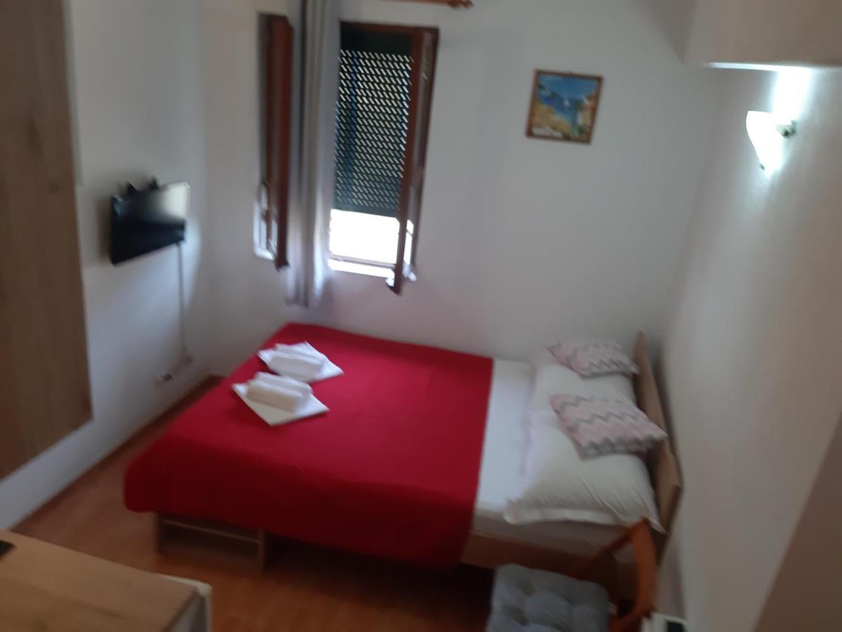 Apartments Knezic Игране Экстерьер фото